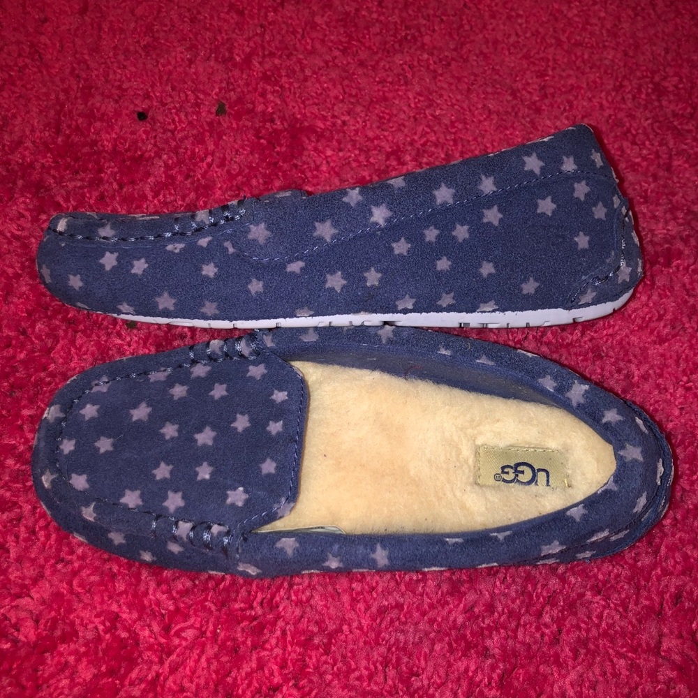 Ugg Kids Nasir Stars Nocturn color size 2 Girls